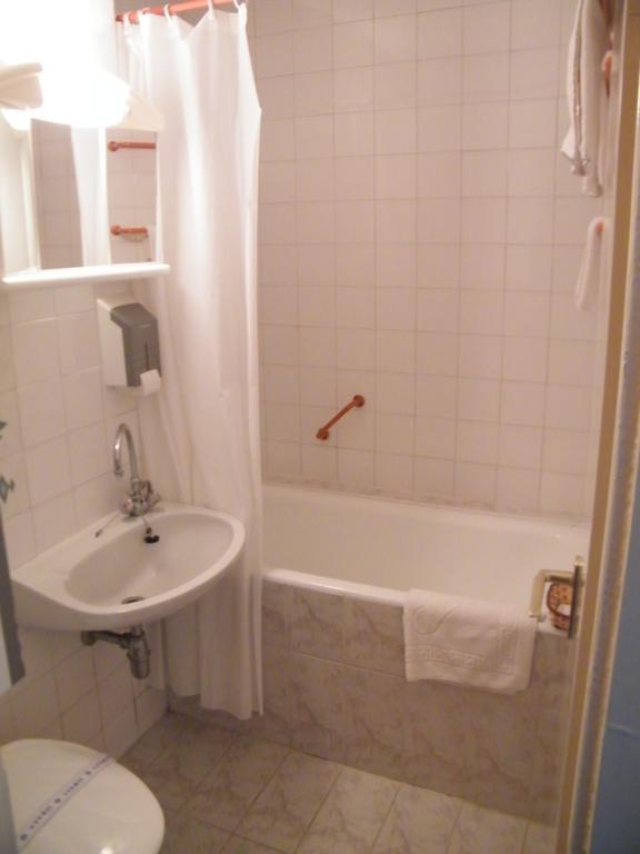 Hotel Magistern Siofok Room photo