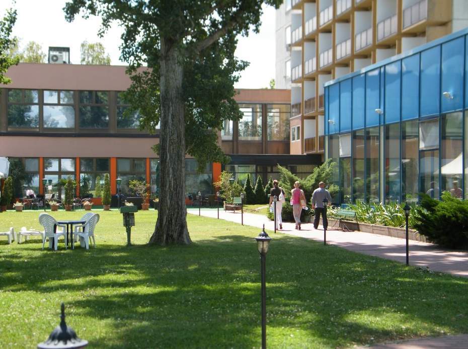 Hotel Magistern Siofok Exterior photo